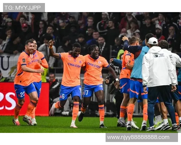 斯特拉斯与马赛的激烈对决揭示法甲联赛的竞争魅力与球队实力较量